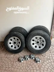  2 طقم جنطات سلفرادو أصلي مع كوشوك