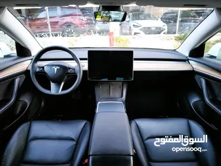  18 تيسلا 2022 model 3 فحص كامل 4 جـــيـــد بدون ملاحظات بودي (كرت ابيض) بحالة الوكالة بسعر لقطة ومحرووق