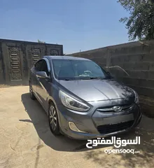  1 سيارة هونداي اكسينت