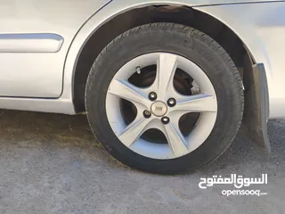  15 هونداي فيرنا موديل 2004 سياره بحاله اوكاله لا تحتاج ايا نوع من اصيانه