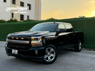  2 Chevrolet Silverado LTZ