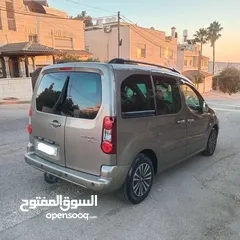  5 بيجو بارتنر 2017 (6+1) ديزل جير عادي نخب أصل شركة يد صفر