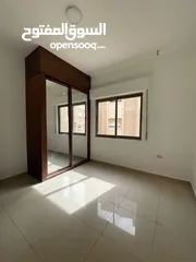  2 شقه للبيع و للاستثمار موقع مميز كوزمو السابع طابق اول مجدده بالكامل بسعر لقطه جدا