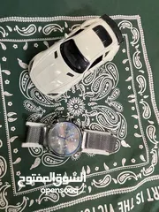  17 ساعة يد سلسلة