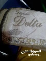  2 .سجادتين بني وبيج محفر  بحال الجديد ما فيهم أي شي