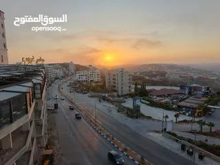  4 شقه عظم باطلاله جميله جدا ومفتوحه