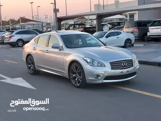  2 انفينيتي Q70 خليجي بحاله ممتازه فل مواصفات جاهزه للتسجيل والاستخدام