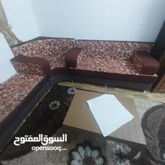  4 جلسه كاملا الاتي خشب 16 مستعمل نظيف بحاله جيده طول رتفاع 34 سانتي