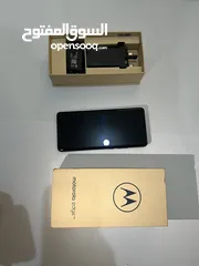  4 Motorola Edge 40 8/256 GB black open box