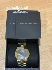  5 Marc Jacobs, grey mother of pearl, gold watch