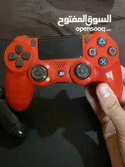  3 بلايستيشن 4 ( 1 تيرا ) نظيف مع ايدتين بسعر مناسب جدا