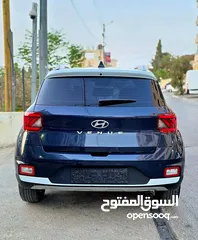  3 هنداي فينيو V سعر بأقل من التكلفة اخر سيارتين