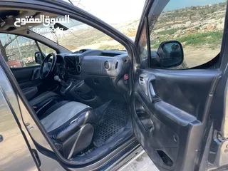  11 بيجو بارتنر تيبي 2016 متور 1600 تيربو ديزل جير عادي 7 ركاب ترخيص وتامين شامل 4/2026 للبيع او للبدل