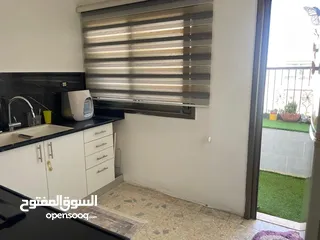  10 شقة مفروشة للإيجار