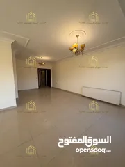  8 شقة مميزة - خلدا - 3نوم 1ماستر - 215م - فايربليس - إطلالة - موقع هادئ ومميز