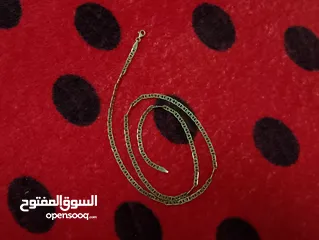  3 سلسلة فضة.