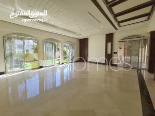  3 فيلا للبيع في اجمل مناطق عبدون، مساحة بناء 1800م