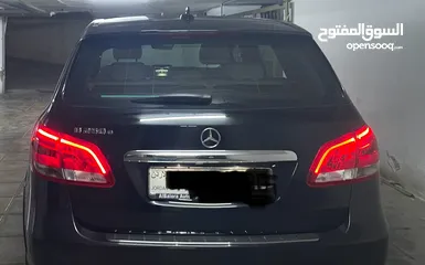  17 Mercedes b250