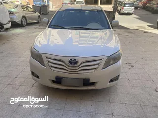  8 للبيع تويوتا كامري 2011 Camry بحالة ممتازة