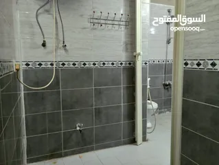  14 شقة طابق اول حديثة للإيجار في الجزائر