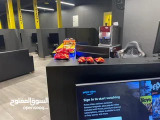  10 محل بلايستيشن و pc للبيع بسعر مغري بداعي السفر