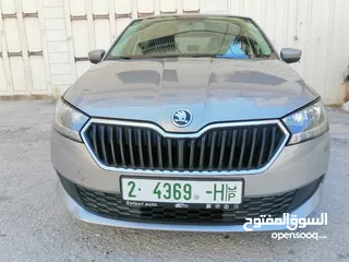  1 سكودا فابيا اتوماتيك