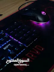  6 كمبيوتر جيمنج مع جميع ملحقاته