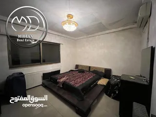 12 فيلا دوبلكس للبيع في أجمل مواقع عبدون مساحة 580م مع تراسات و حدائق سوبر ديلوكس بسعر مميز جداً
