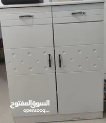  1 خزانة احذية مستعمل بحالة ممتازة