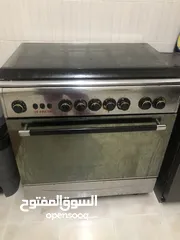  1 Oven in good condition