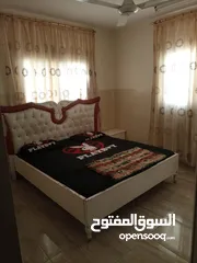  2 شقق مفروشه عدد ( 2 ) العقبه المحدود الغربي شهري 180د يومي 20د