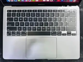  4 MacBook Air 2020