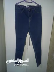  20 شروة مجموعة ملابس شبه جديده  ملابس نظيفة جدا يوجد فساتين سهره ملابس بيتيه بيجامات عبايات اطقم احذيه