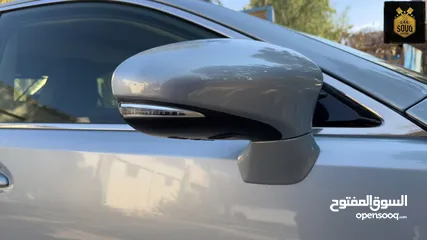  4 لكزس ES 300h موديل 2013