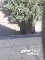  2 عمارة لبيع بالقرب من البنك العربي الشارع الرئيسي