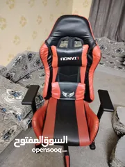  4 ست اب كامل جهاز بي سي جيمنج مع كرسي و طاوله