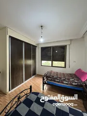  10 فيلا للبيع / بيادر وادي السير / بموقع مميز و إطلاله فاخره على شارعين وقريبه من الخدمات
