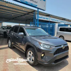  4 TOYOTA RAV4 XLE 2019