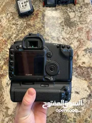  2 كاميرا كانون 5d Mark 2