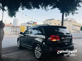  2 كيا سورنتو 4×4 بوضع الشركه