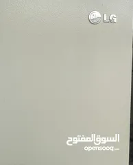  1 ثلاجه LG كبيرة الحجم