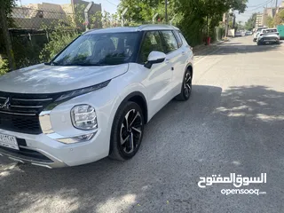  10 ميتسوبيشي اوتلاندر  (SUV ) موديل 2023  (F28) اعلى فئة