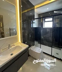  5 تشطيب فندقي مع تدفئة راكبة قرب امن ضاحية الرشيد