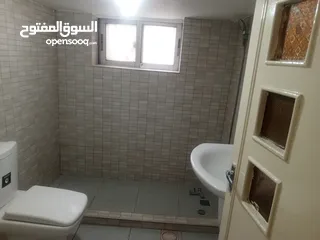  9 شقه  للايجار في الجندويل