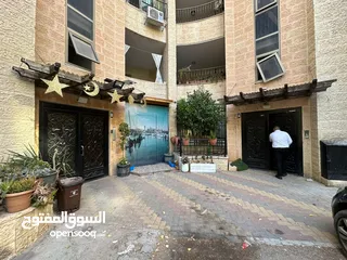  1 شقة للبيع - عين منجد - وحيدة بطابقها - 170م - بالقرب من سوبرماركت بغداد