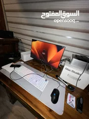  1 Mac estudio M2 Max