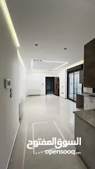  17 شقة للبيع طابق ارضي 95م مع ترس 50م (سكنية - استثمارية) في ديرغبار شارع ال 60 ، مطبخ راكب ، تدفئة غاز