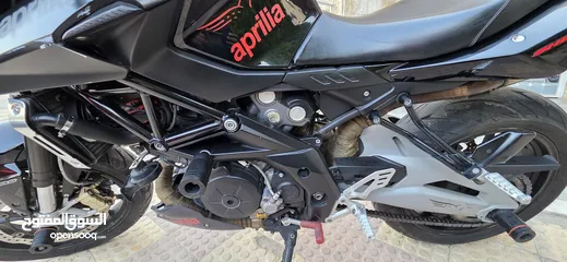  14 دراجة ابريليا 750 cc بحالة ممتازة 2016 ماشية 24000 فقط مالك ثاني صيانة دورية في الشركة 3200 دينار