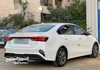 8 كيا 2022 K3 فل كامل عدا الفتحة فحص كامل جمرك جديد للبيع كاش او اقساط دفعة 6500 من المالك مباشرة