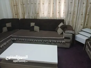  3 طقم كورنر نظيف كتيررر  للبيع مستعجل ضروري قابل لتفاوض بسعر للشررراا ان شاء الله ما منقصر معه